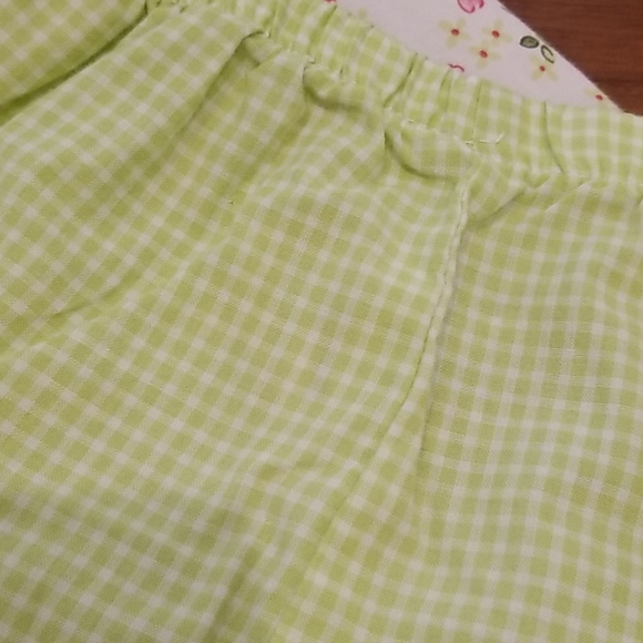 2 peice set with Smocked top - Picture 3 of 4